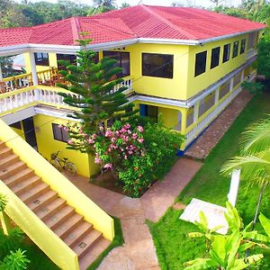 Sunshine Hotel Little Corn Island